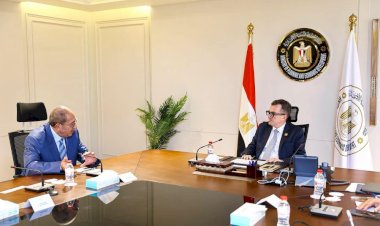 وزير التخطيط يبحث مع «إسلسكا» تجديد الشراكة لتأهيل وتطوير مهارات الكوادر الحكومية