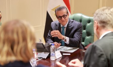 وزير الصحة يبحث مع ممثلي “سانوفي” تعزيز التعاون والتوسع في الفرص الاستثمارية بقطاع الدواء