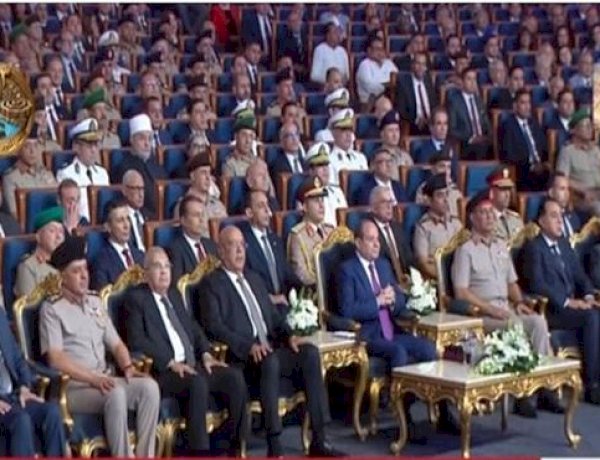 الرئيس السيسي يشهد الندوة التثقيفية للقوات المسلحة بمناسبة ذكرى نصر أكتوبر