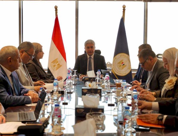 وزير السياحة والآثار يترأس اجتماع مجلس إدارة الصندوق لبحث تعزيز موارده ودعم تنمية القطاع