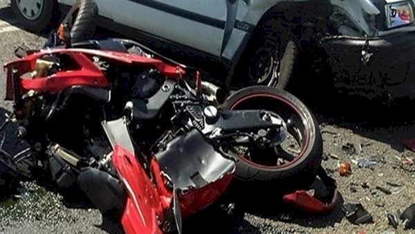 من بينهم طفل.. إصابة 3 أشخاص في انقلاب دراجة نارية بطريق جمصة