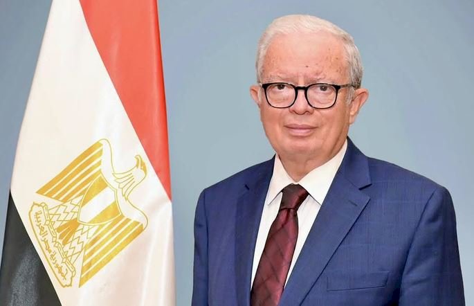 نائب رئيس الوزراء للشؤون الاقتصادية يهنئ وزير الدفاع بمناسبة الذكرى ‎الـ53 لنصر أكتوبر المجيد