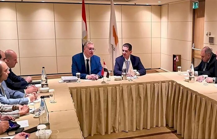 وزير البترول يبحث مع وزير الطاقة القبرصي تسريع مشروعات ربط الغاز القبرصي بالبنية التحتية المصرية