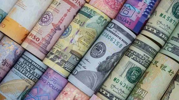 أسعار العملات في مصر اليوم السبت 17 أكتوبر