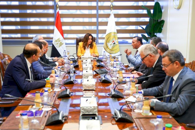 وزيرة التنمية تلتقي عدد من أعضاء مجلس النواب محافظتي المنيا وقنا لبحث بعض مطالب واحتياجات المواطنين والملفات الخدمية