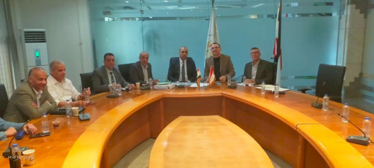 تحت وزيرة التنمية المحلية.. توقيع عقد لتطوير منظومة تدوير المخلفات بالقاهرة بطاقة 4 آلاف طن يوميًا